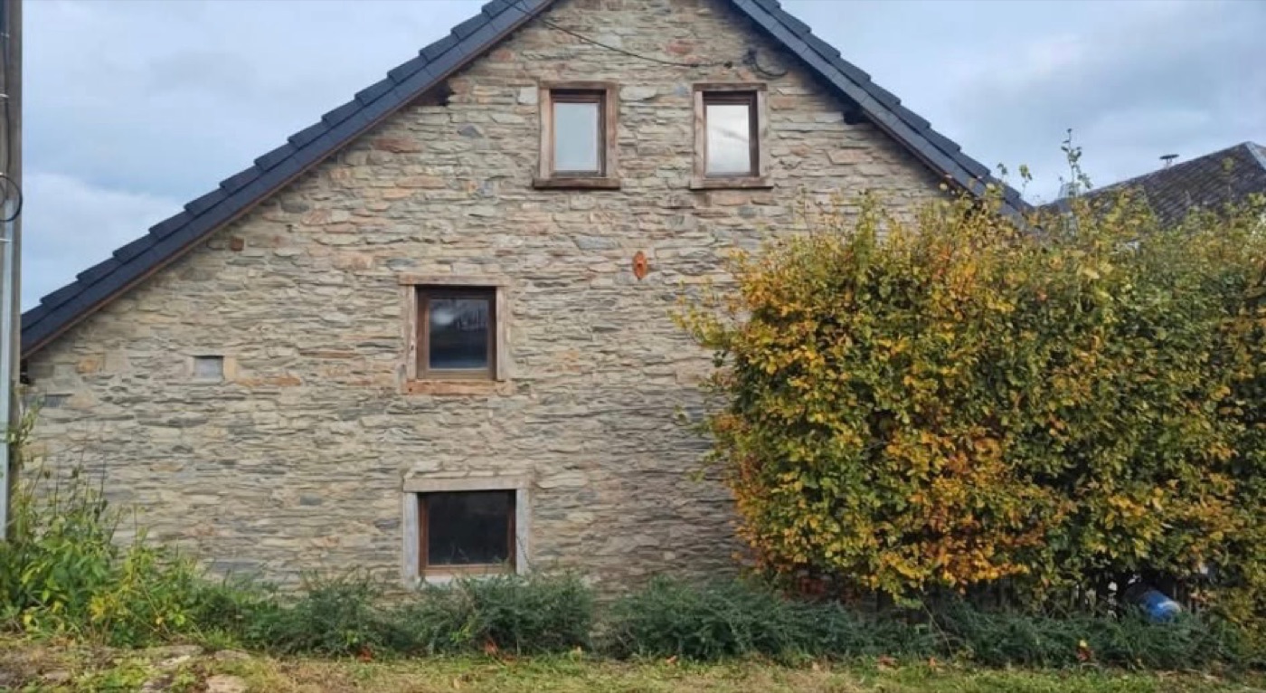 Même pignon dégagé et rejointoyé
